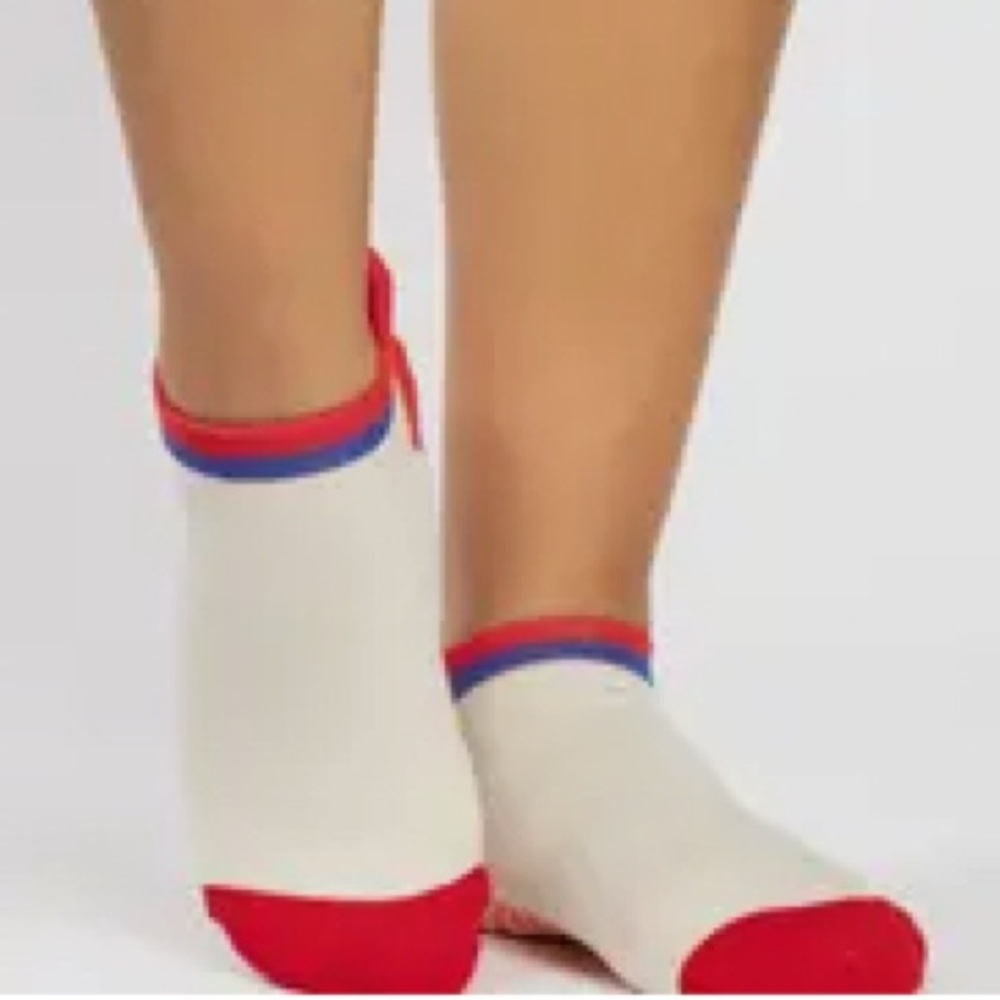 Lou full foot grip sock from Pointe Studio